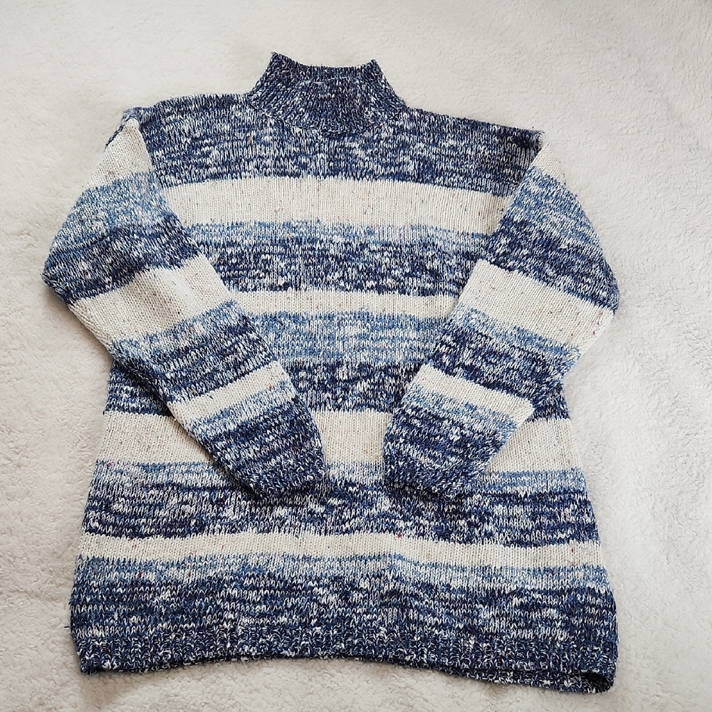 Blue and White Striped Women's Sweater Size M Huntington Ridge